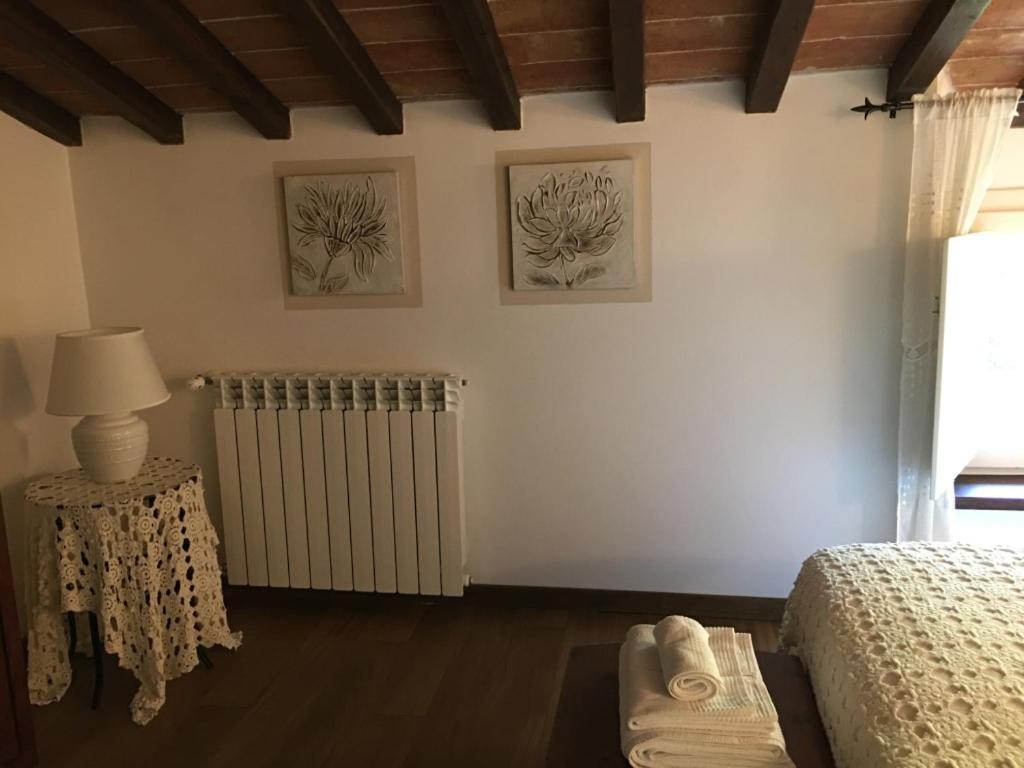 Il Nido Nel Borgo Casa Vacanze Камайоре Екстериор снимка