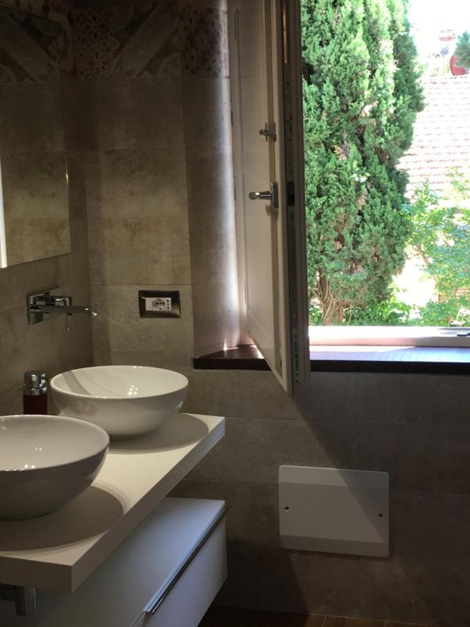 Il Nido Nel Borgo Casa Vacanze Камайоре Екстериор снимка